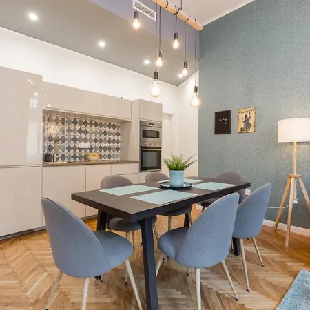 Royal Ferenciek Apartment *